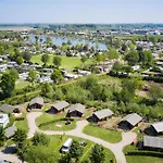 Lüks kamp alanı Glamping Betuwestrand *