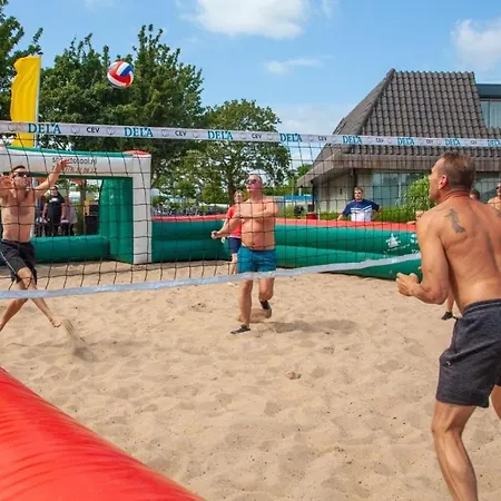 Glamping Betuwestrand Lüks kamp alanı *