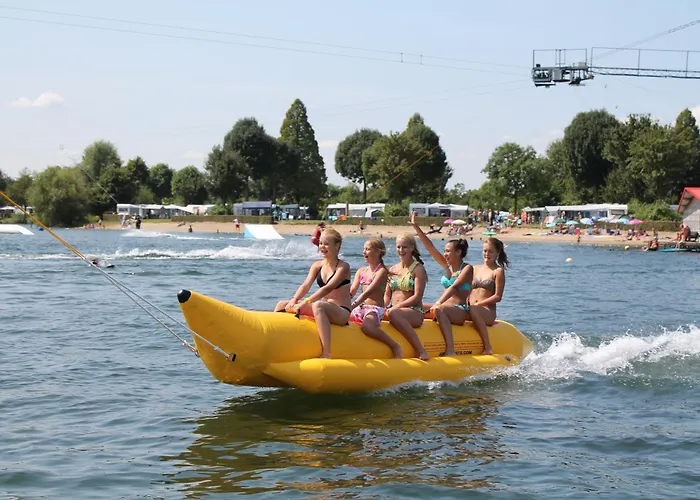 Glamping Betuwestrand * Beesd