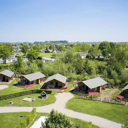 Glamping Betuwestrand Beesd