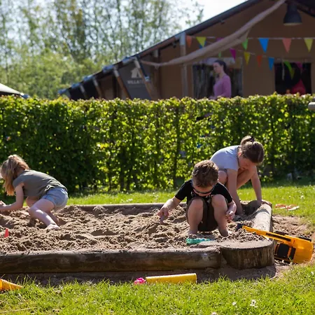 Glamping Betuwestrand * Beesd